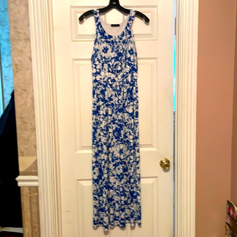 Haile3y:23 Blue and White Floral Maxi Dress, Size M